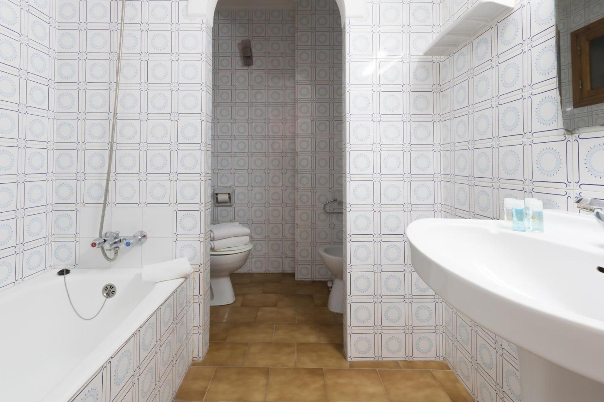 Apartamentos Orosol 2 By Typic Hotels Sant Antoni de Portmany Стая снимка