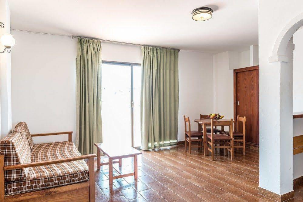 Apartamentos Orosol 2 By Typic Hotels Sant Antoni de Portmany Екстериор снимка
