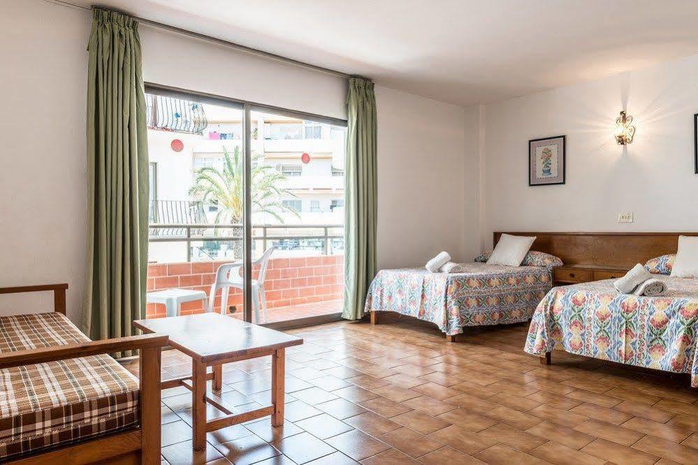 Apartamentos Orosol 2 By Typic Hotels Sant Antoni de Portmany Екстериор снимка